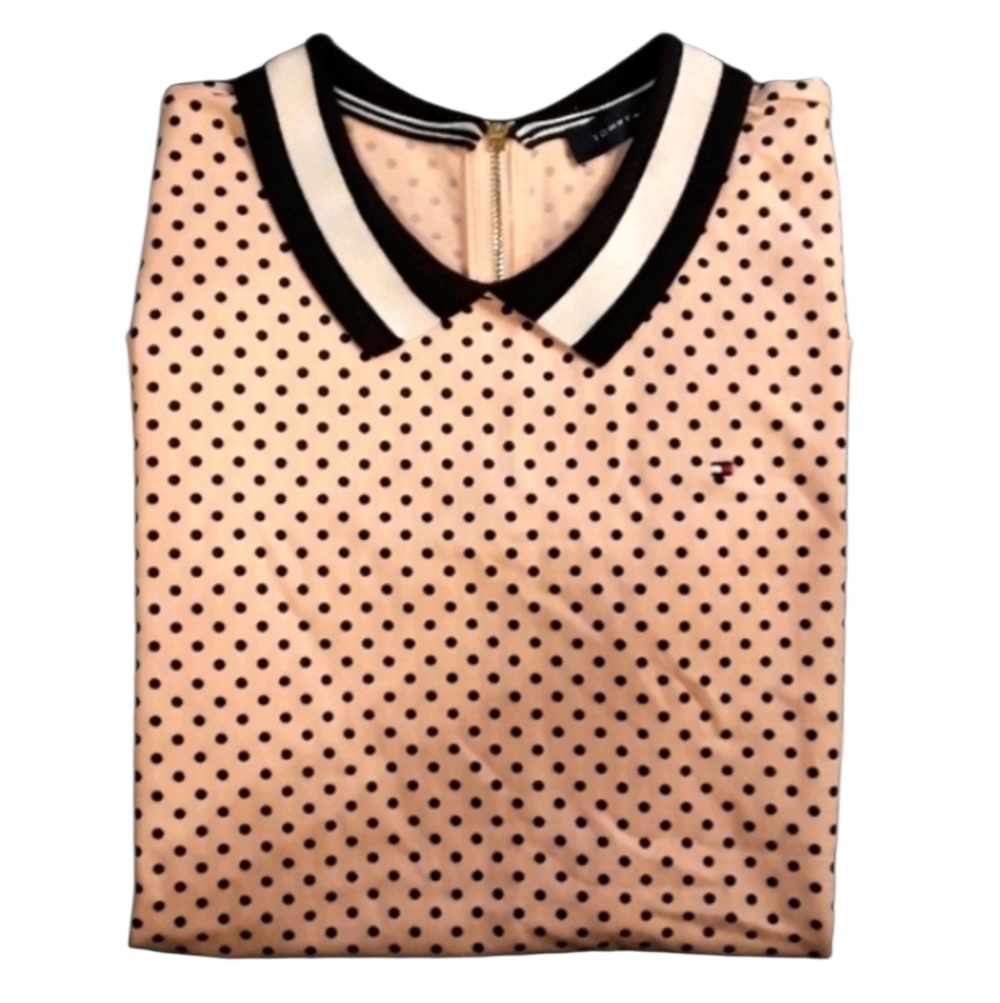 Tommy Hilfiger Shortsleeve Collared Polka Dot Shirt. Women's Size: Medium.